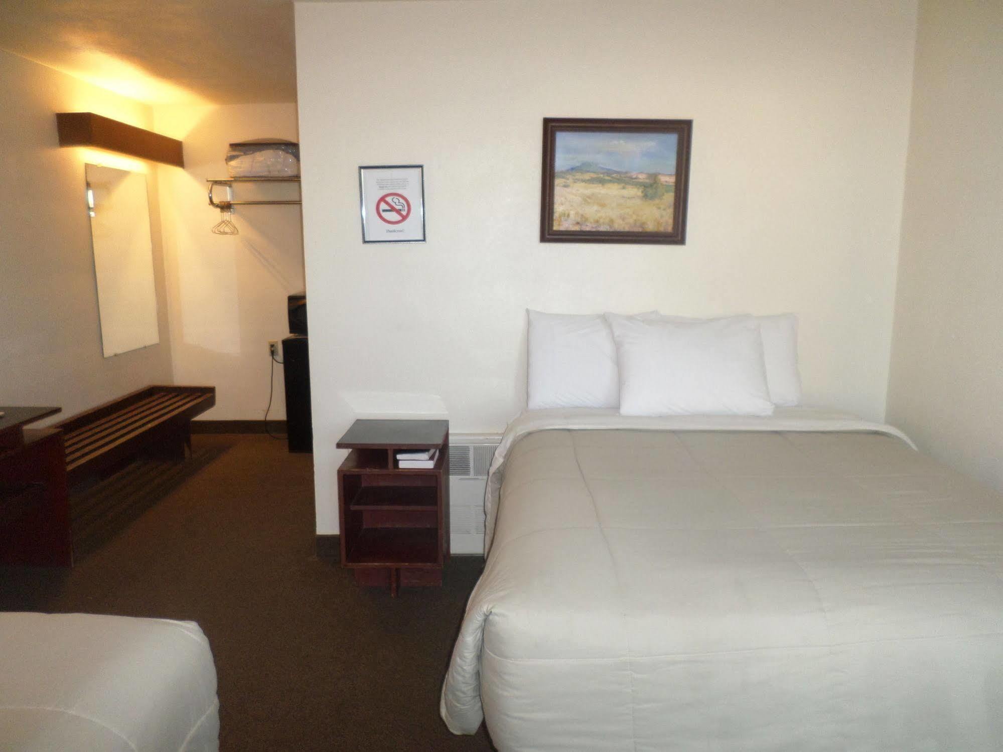 Cliff Palace Motel Blanding Eksteriør billede