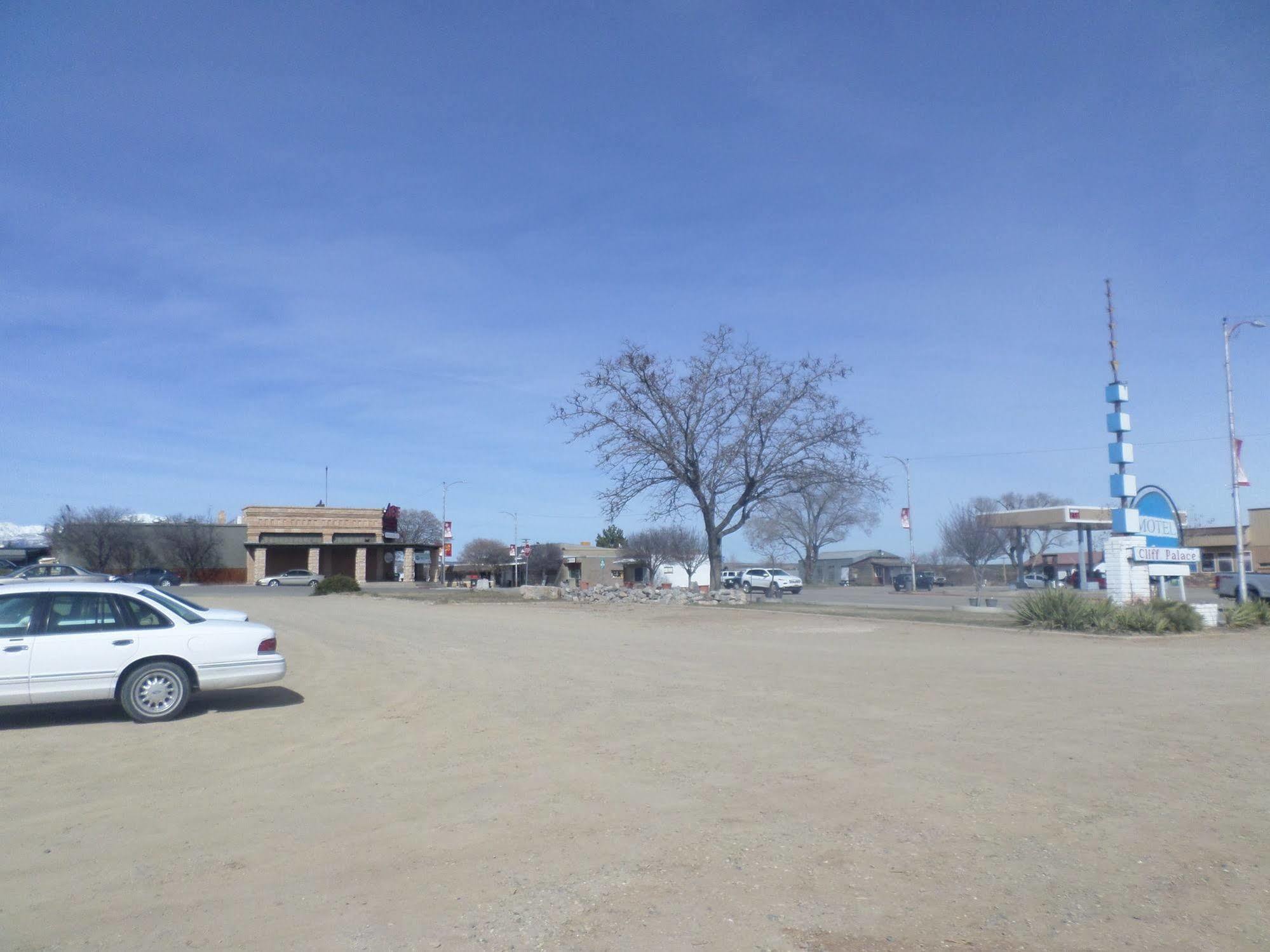 Cliff Palace Motel Blanding Eksteriør billede